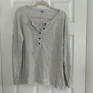 Old Navy Gray Long Sleeve Henley Top